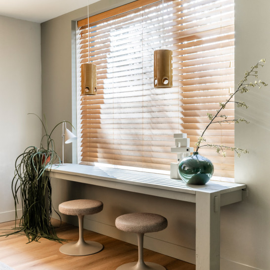 vtwonen Wieringerwerf blinds woonkamer natural 025